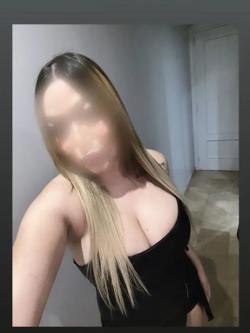 Mujeres 643421016