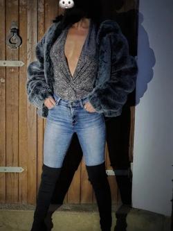 Mujeres 685971101