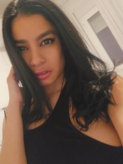 Mujeres 643813212