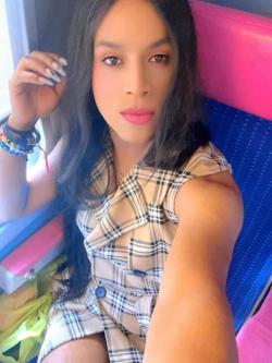 Mujeres 633047034