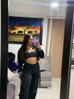 Mujeres 647976936