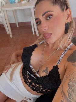 Mujeres 674020714