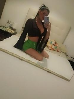 641640589