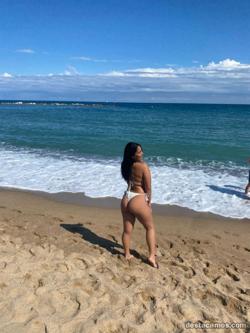 Mujeres 614080860