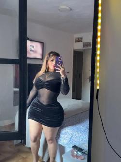 Mujeres 641704560