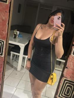 633952218