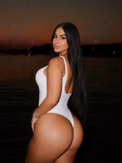 Mujeres 612217639