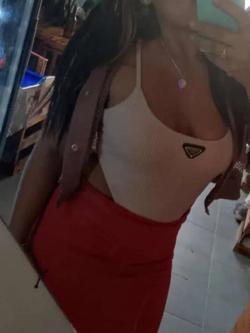 Mujeres 643019523