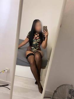 Mujeres 664220592