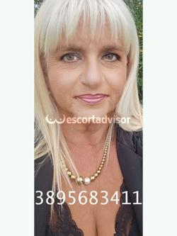 Escort 3895683411