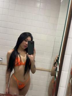 Mujeres 614052325