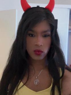 Mujeres 633047034