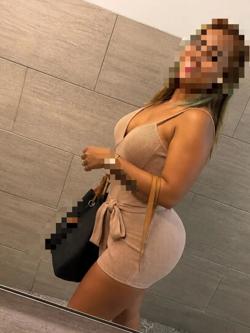 Mujeres 743035296