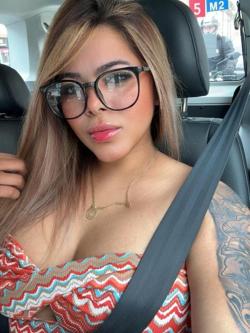 Mujeres 641704560