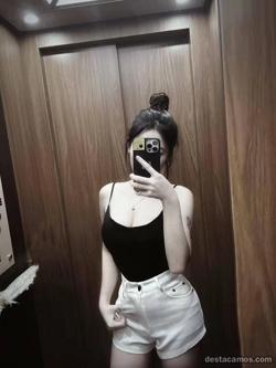 Mujeres 654689689