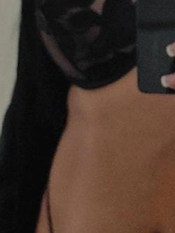 Mujeres 612240074