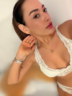 Mujeres 697994736
