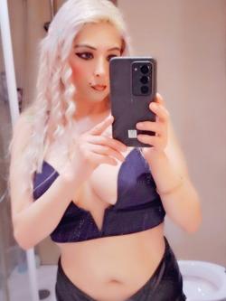 Mujeres 686216112