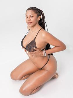 Mujeres 637105201