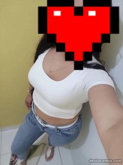 Mujeres 643279001