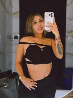 Mujeres 658033436