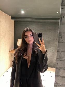 Mujeres 663331196