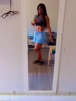 Mujeres 631399497