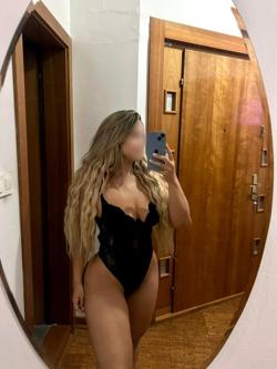 Mujeres 743056044