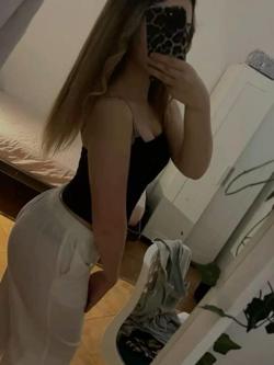 Mujeres 613840919