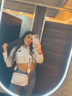 Mujeres 631770280