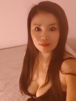Mujeres 667548416