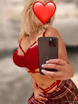 Mujeres 658408234