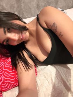 Mujeres 663149596