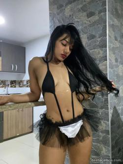 Mujeres 637393554