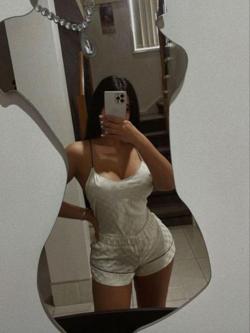Mujeres 614119408