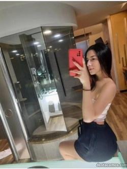Mujeres 685636363