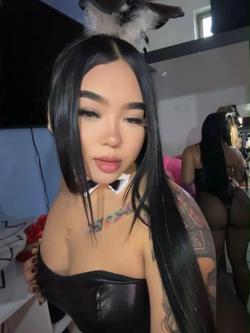 Mujeres 610882240