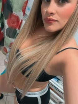 Mujeres 613799675