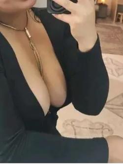 Mujeres 605780956