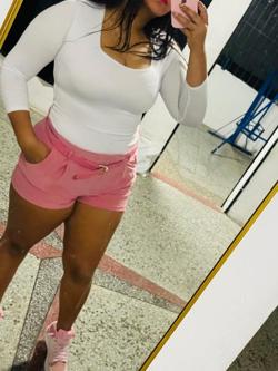 Mujeres 672823096