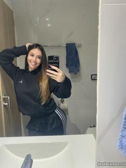 Mujeres 642026703