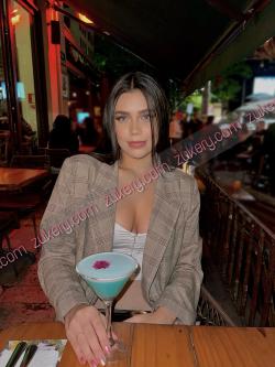 Mujeres 600063209