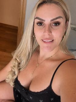 Mujeres 642990819