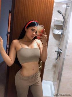 Mujeres 613671013
