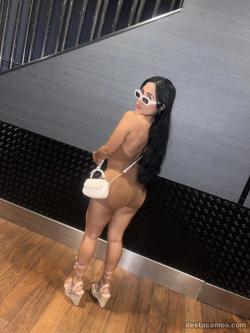 Mujeres 634080979