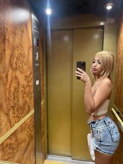 Mujeres 647482271