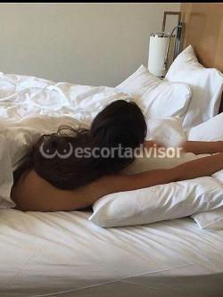 Escort 3888682987