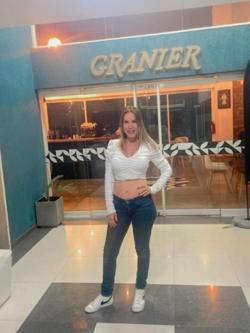 Mujeres 608288173