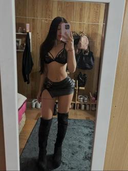 Mujeres 685636363
