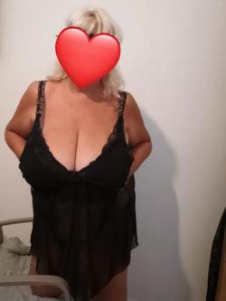 Mujeres 672973989